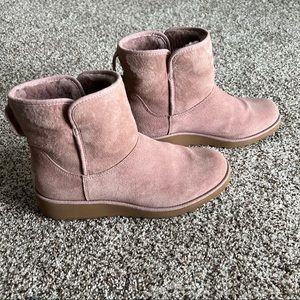 Ugg Kristin Wedge Ankle Boot Size 9.5 pink